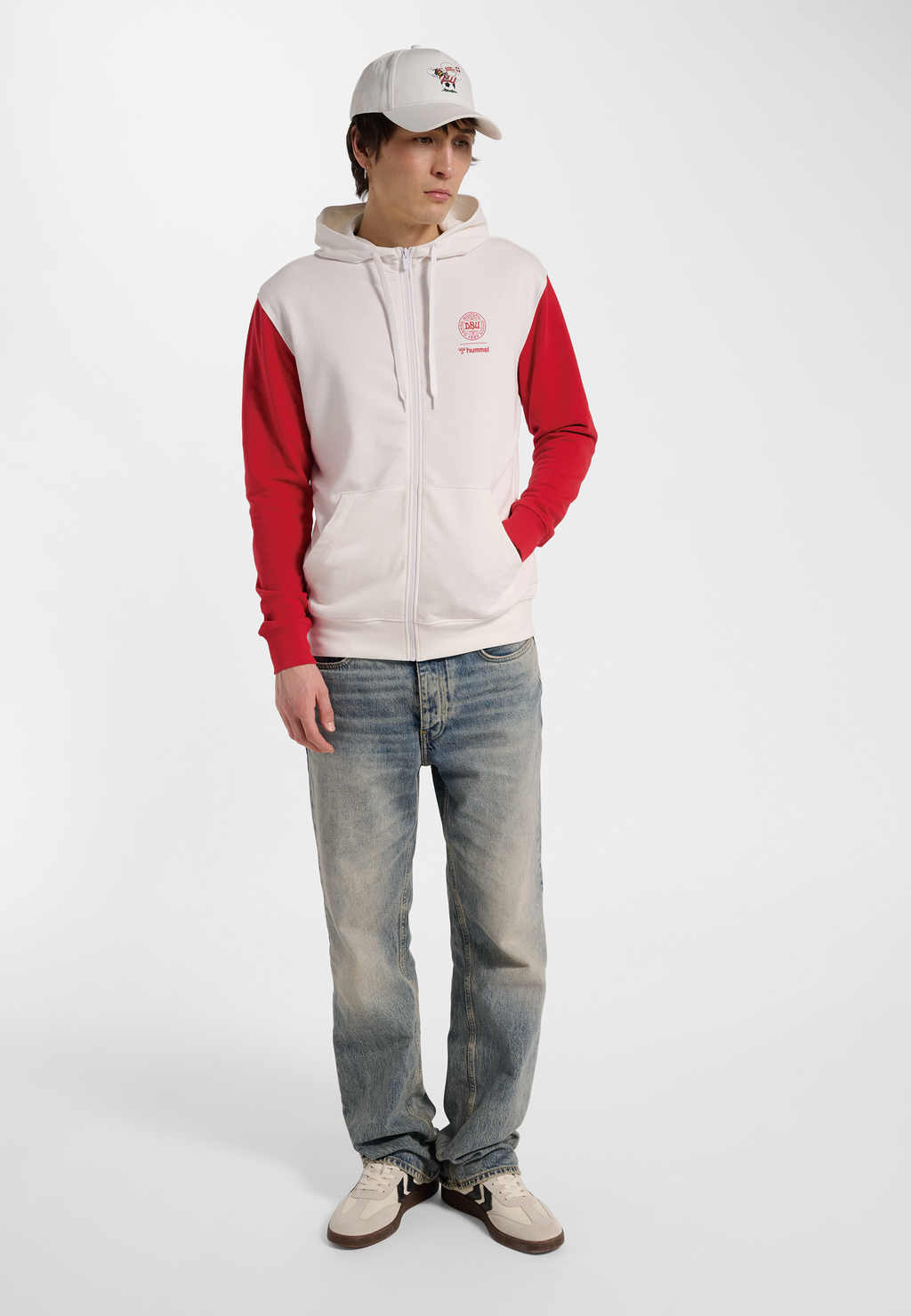 DBU 26 FAN RED-WHITE ZIP HOOD
