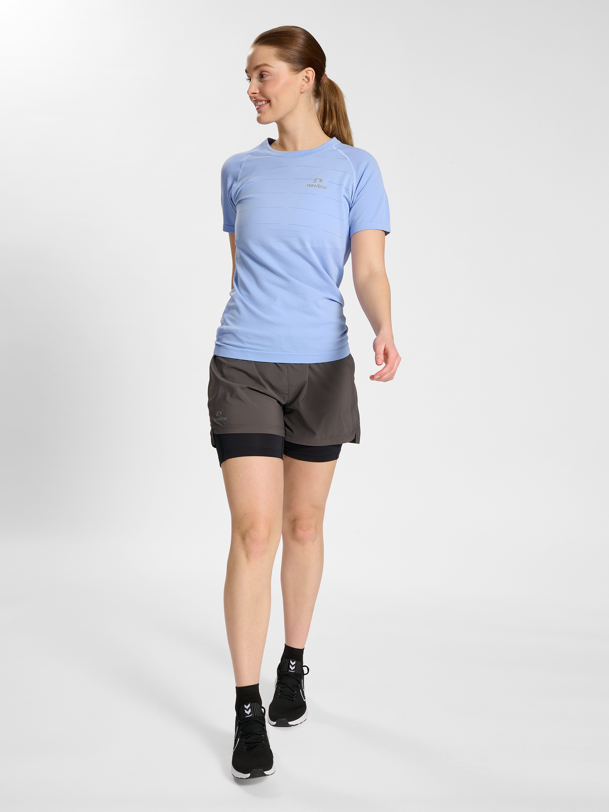 nwlRIVERSIDE SEAMLESS T-SHIRT S/S W