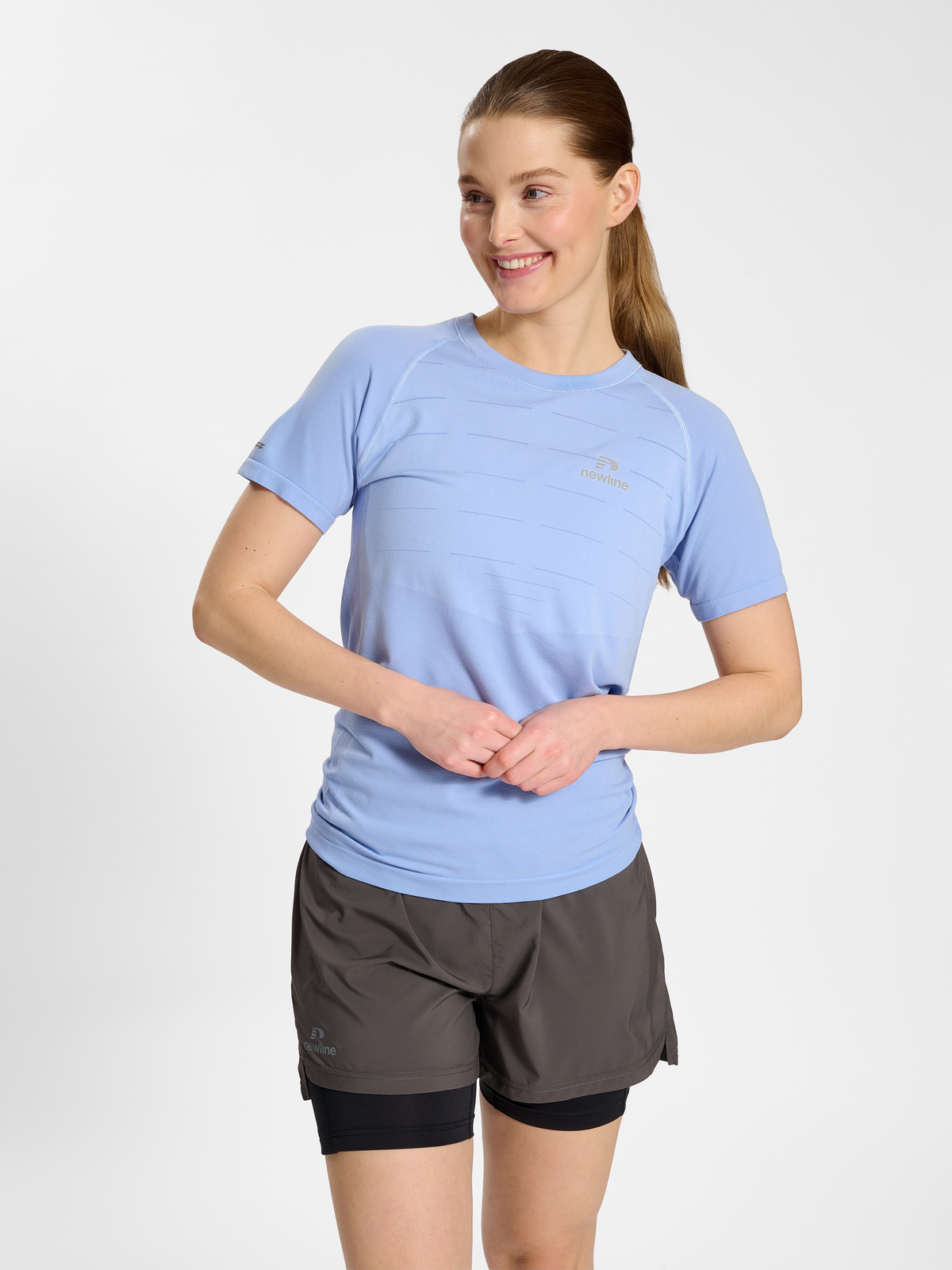 nwlRIVERSIDE SEAMLESS T-SHIRT S/S W