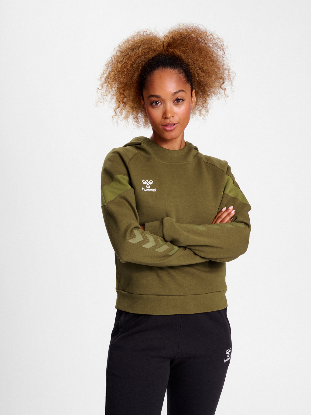 hmlTRAVEL SWEAT HOODIE WOMAN