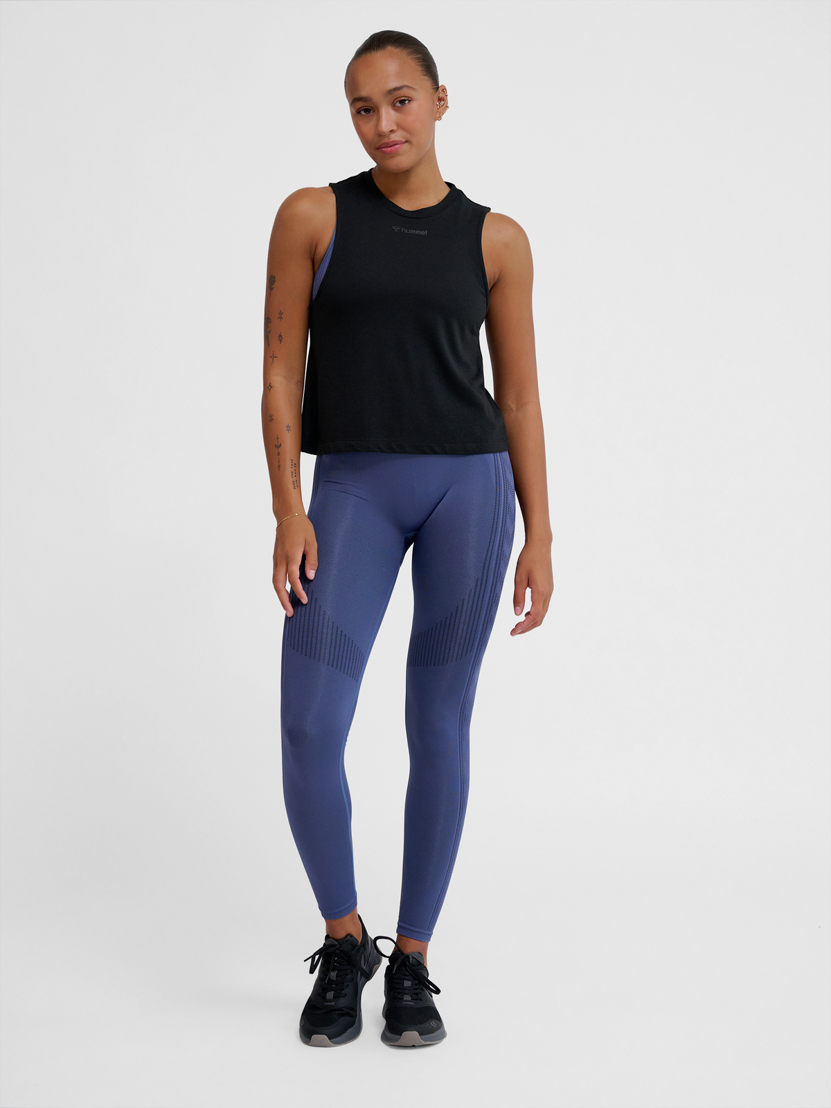 hmlMT VERA SHORT MUSCLE TANKTOP