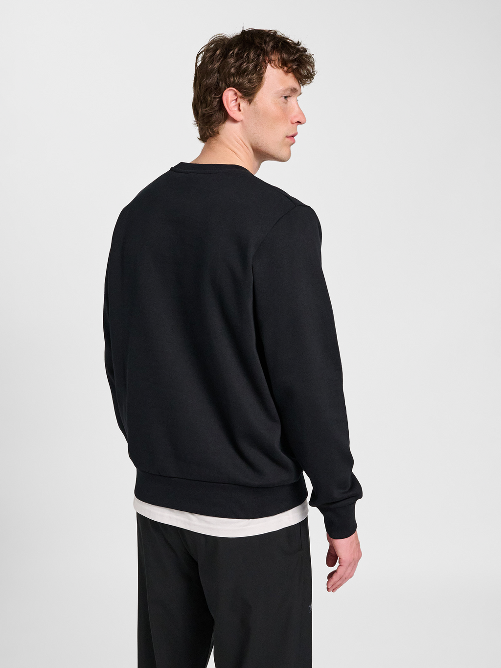 hmlGRAPHIC CREWNECK