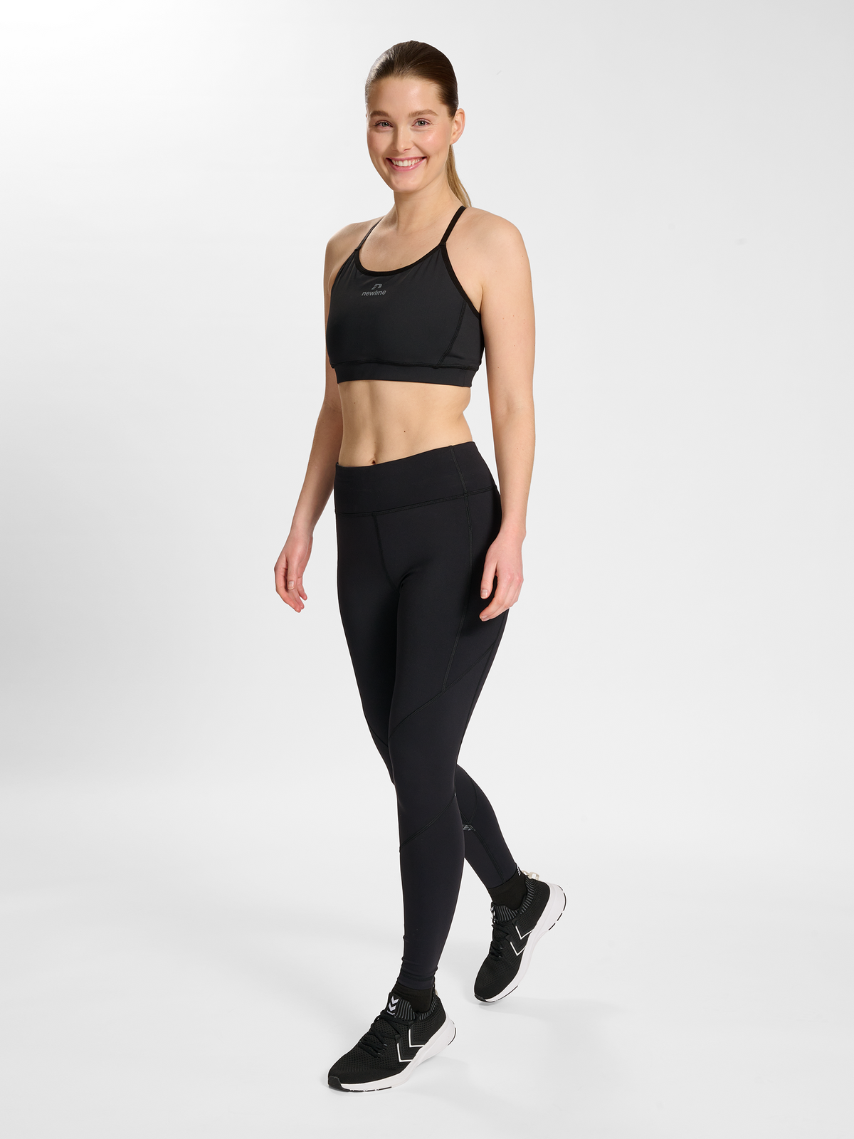 nwlAUGUSTA BRA WOMAN