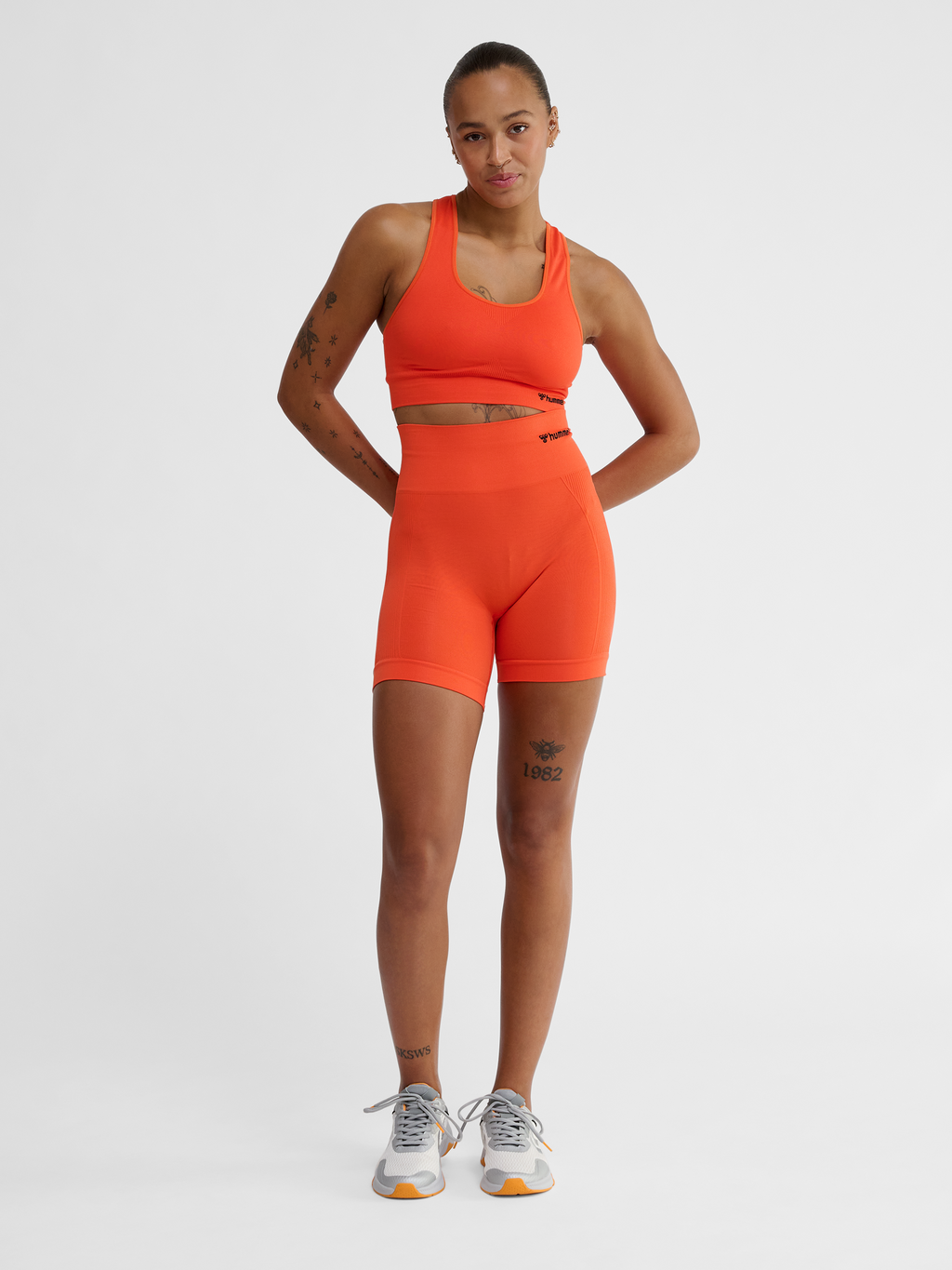 hmlTIF SEAMLESS SHORTS