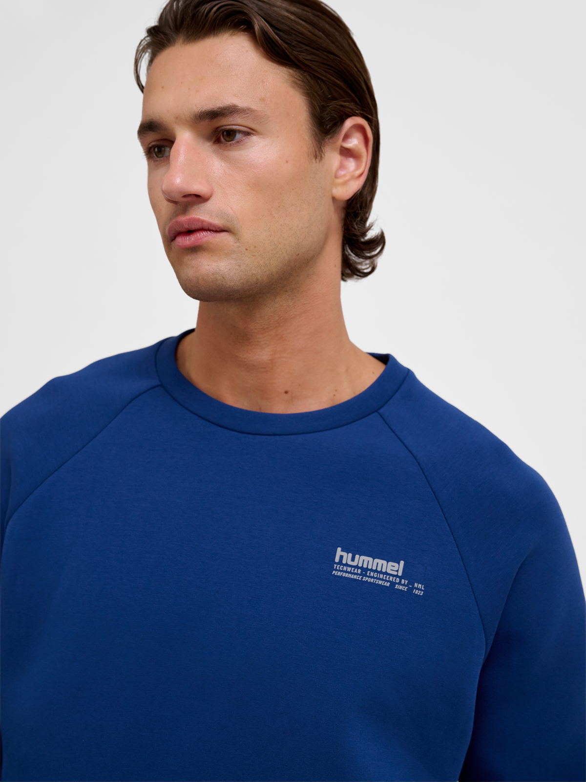 hmlTECH FLEECE REGULAR CREW