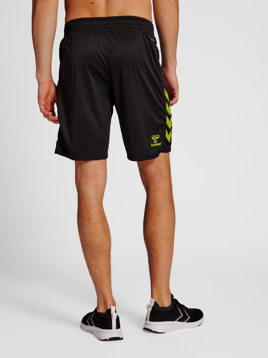 hmlCORE XK POLY SHORTS