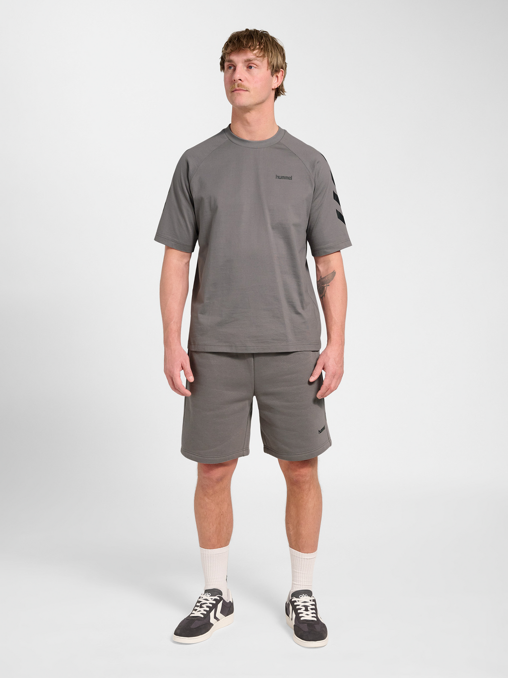 hmlKEEPER CHEVRON SHORTS