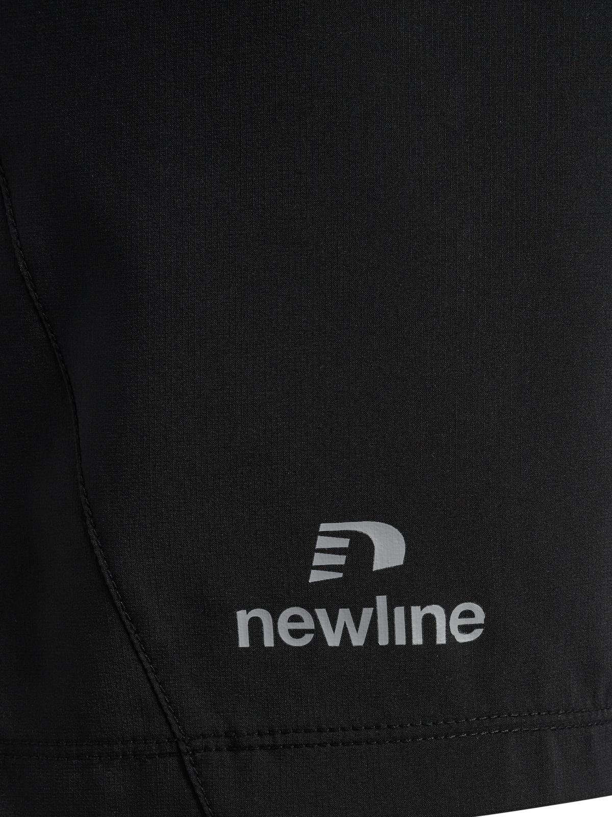 nwlPERFORM KEY POCKET SHORTS W